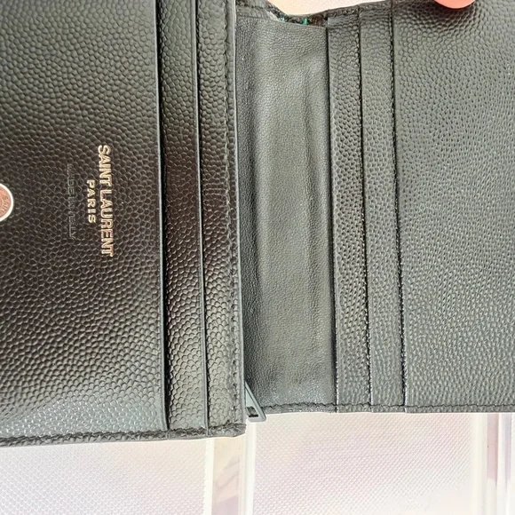 Yves Saint Laurent Quilted Black Card Holder - Picture 3 of 4